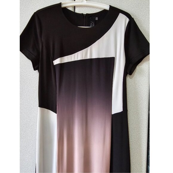 Women's Maxi Dress, Classic Style Short Sleeve With Slit, LABEL by 5 12, Size 10 - Picture 2 of 7